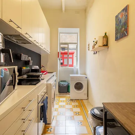 Double Ensuite Room In Quiet And Budget Friendly Townhouse 4* سليمة