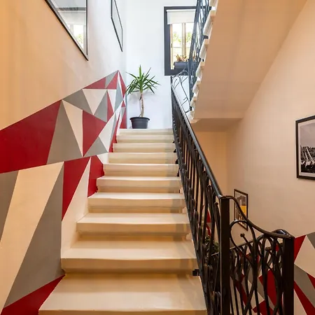 Double Ensuite Room In Quiet And Budget Friendly Townhouse بيت ضيافة
